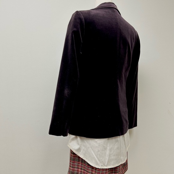 Burgundy blazer tailored in a beautiful velvet - Picture 5 of 6